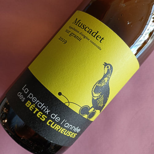 BÊTES CURIEUSES LA PERDRIX DE L'ANNÉE - MUSCADET SUR GRANIT 2019